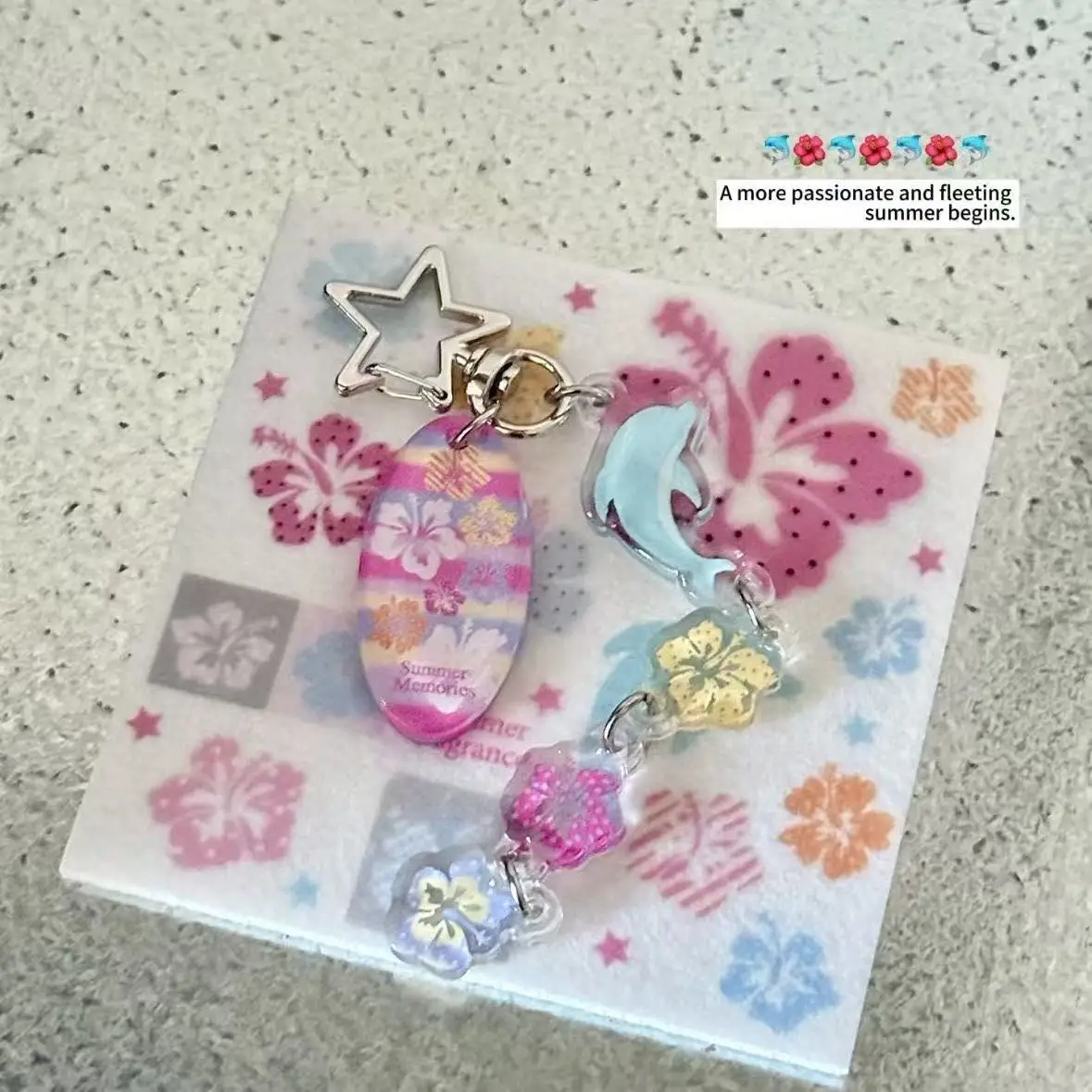 Summer Hawaiian Dolphin Hibiscus Keychain Pastel Surfboard Acrylic Charms Star Clasp Bag Pendant for INS Women Key Jewelry