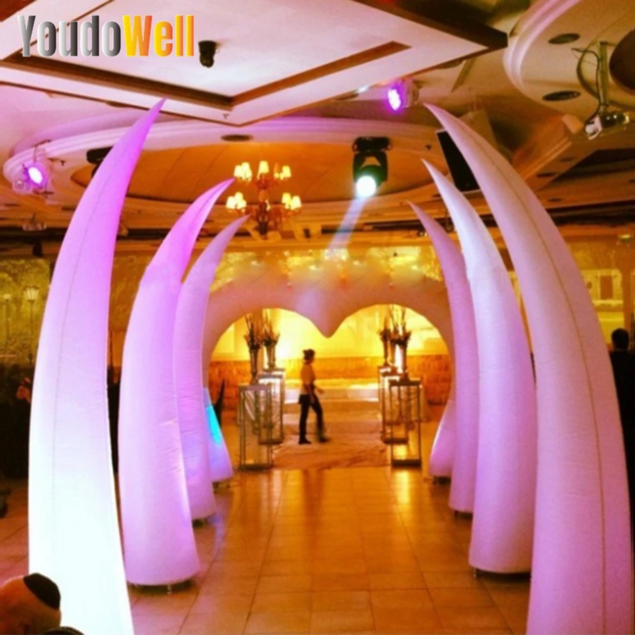 2.5m Inflatable Curved Cone High Straight Column with Color Variable LED Lights Suitable for Event Decoration