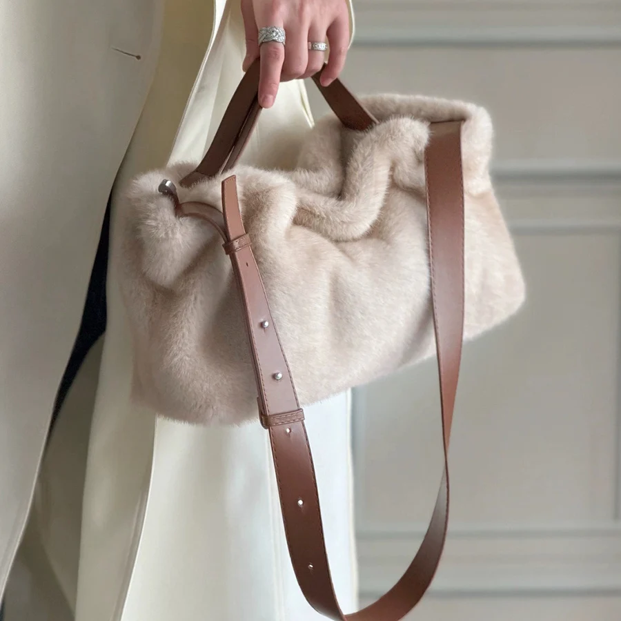 autumn-winter-new-style-and-versatile-crossbody-handbag-with-unique-design-in-faux-fur-large-capacity-tote-plush-purses-bolsa