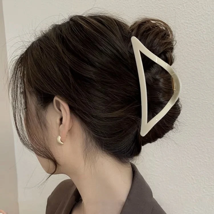 

Design, large simple triangular grab clip, foreign gas acetate metal shark clip