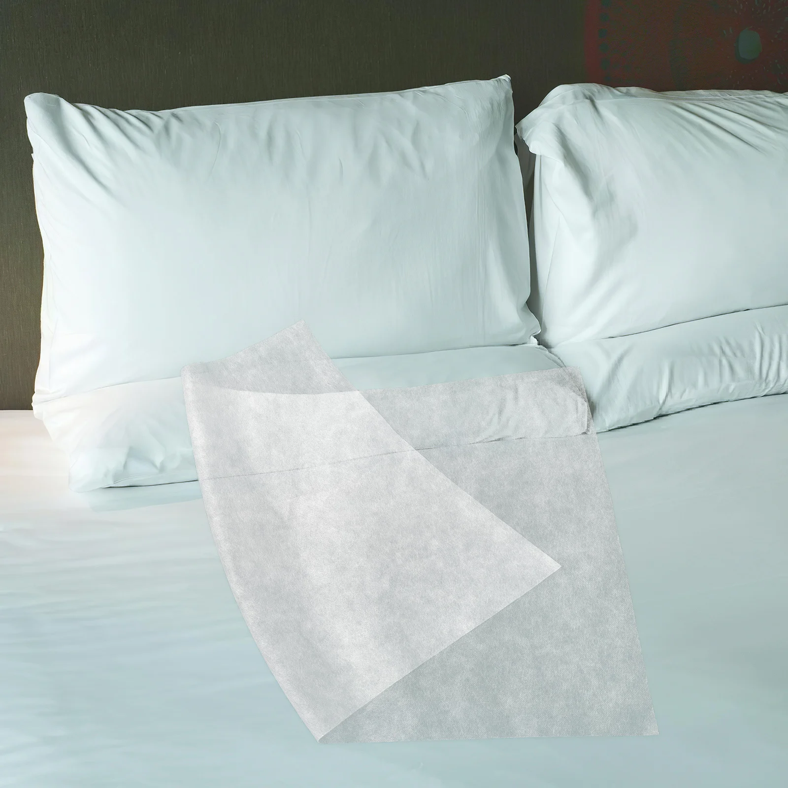 

100Pcs Disposable Travel Pillow Towel Non-Woven Fabric Single Use Portable for Massage Tables Spa Salon Bed Covers for Camping