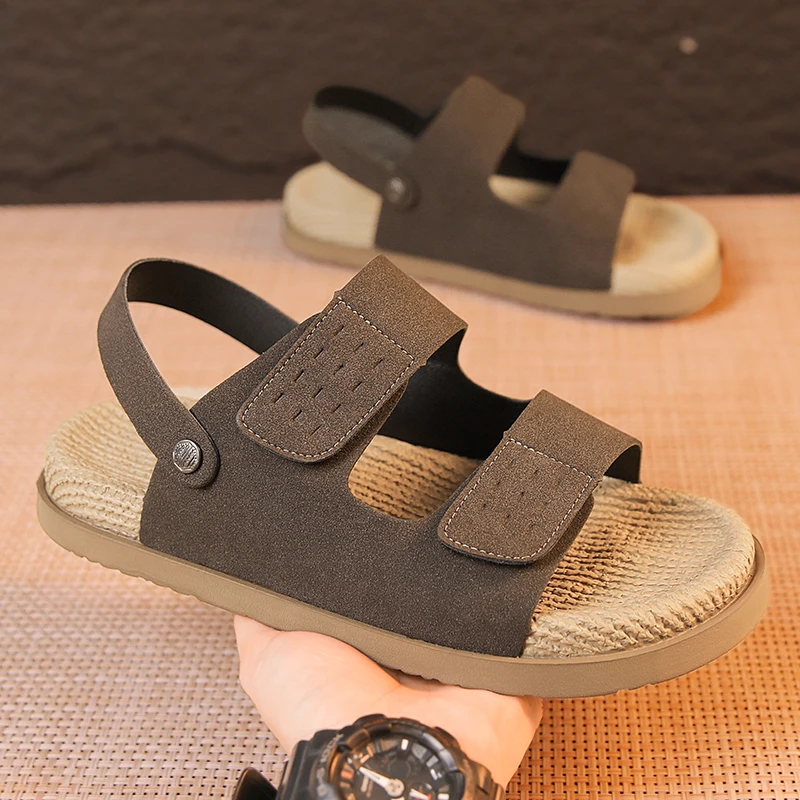 Men's soft-sole casual sandals summer new light breathable outdoor beach shoes fashion quick-dry pool sports double-use sandals