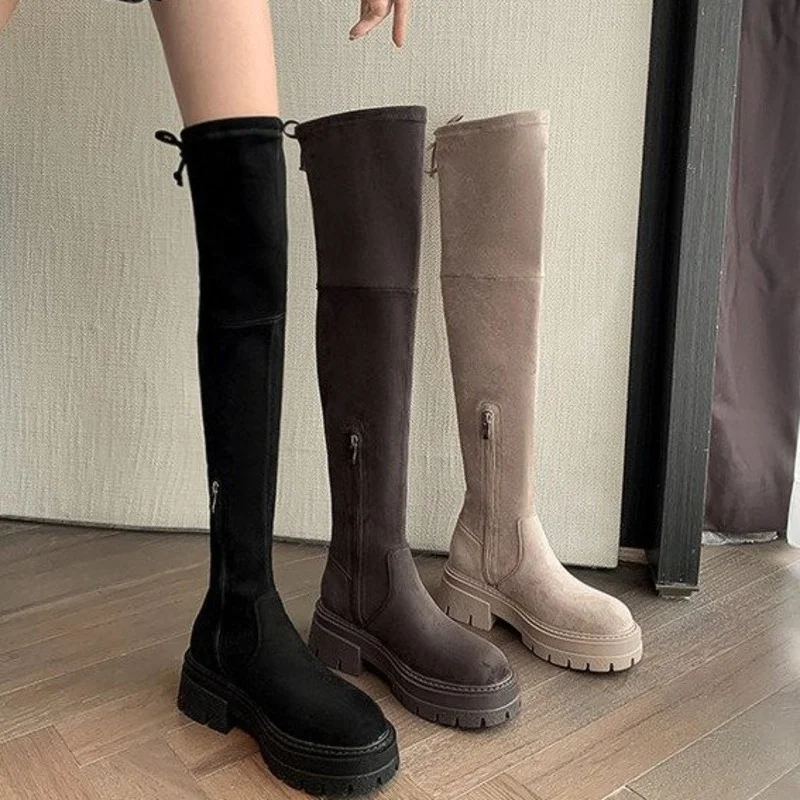 Botas altas elásticas por encima de la rodilla para mujer, zapatos de gamuza con tacón grueso y correa pequeña, otoño e invierno, 2024