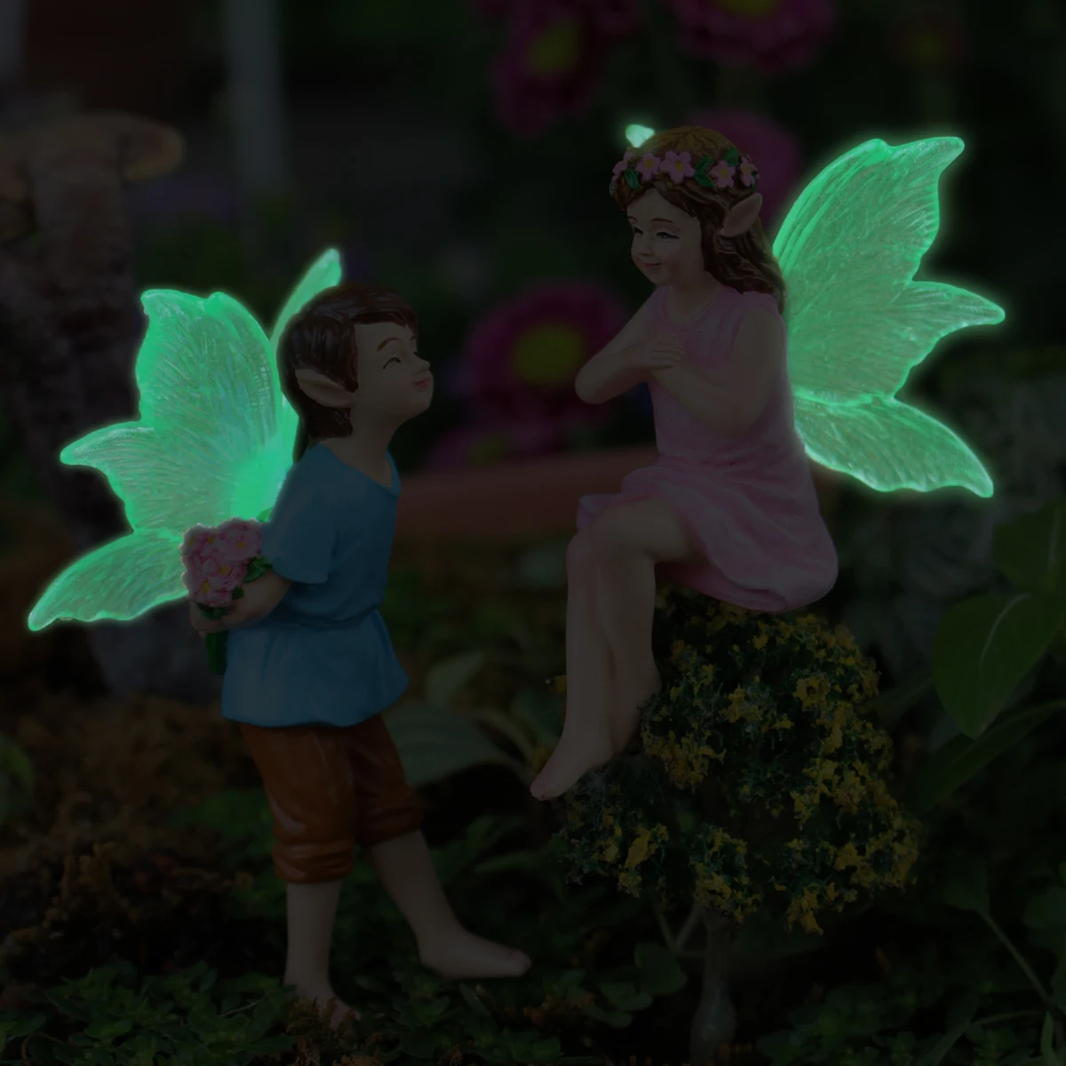 2Pcs Fairy Couple Garden Stakes Resin Boy Girl Flower Fairy Figurine Outdoor Bonsai Fairy Garden Decor