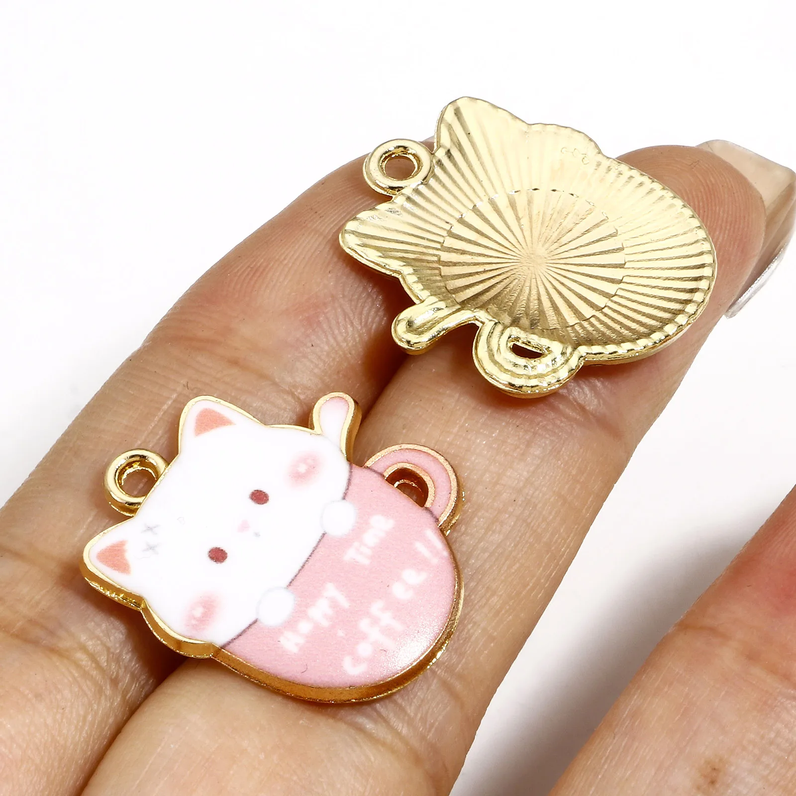 10 PCs Enamel  Cute Cup Cat Zinc Based Alloy Charms Sequins Gold Color Pendants For DIY Necklace Jewelry Making 23mm x 19mm