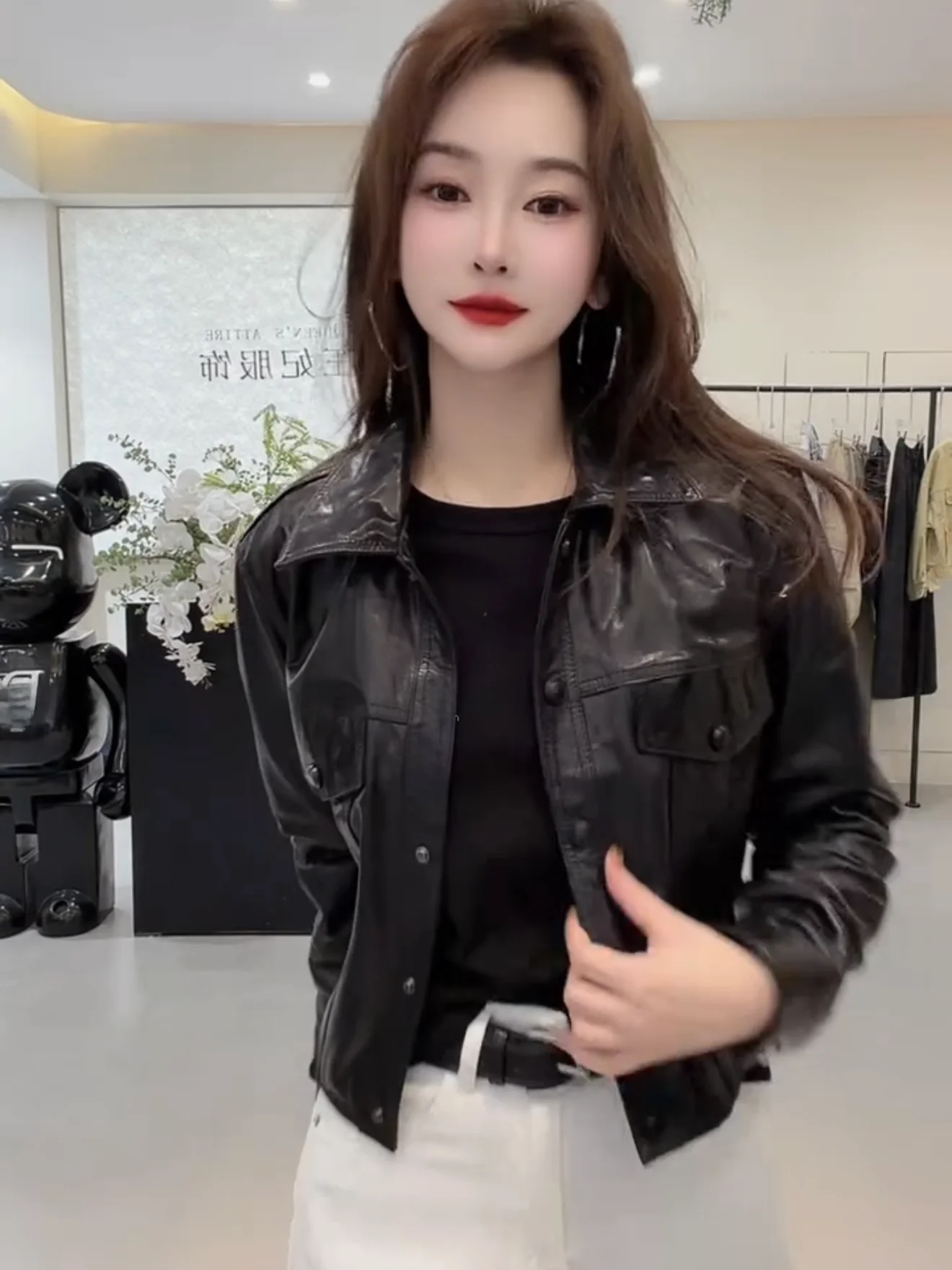 

Новая женская куртка из натуральной овчины 2026 года, укороченная, с круглым вырезом, в байкерском стиле, на молнии, повседневная модная верхняя одежда