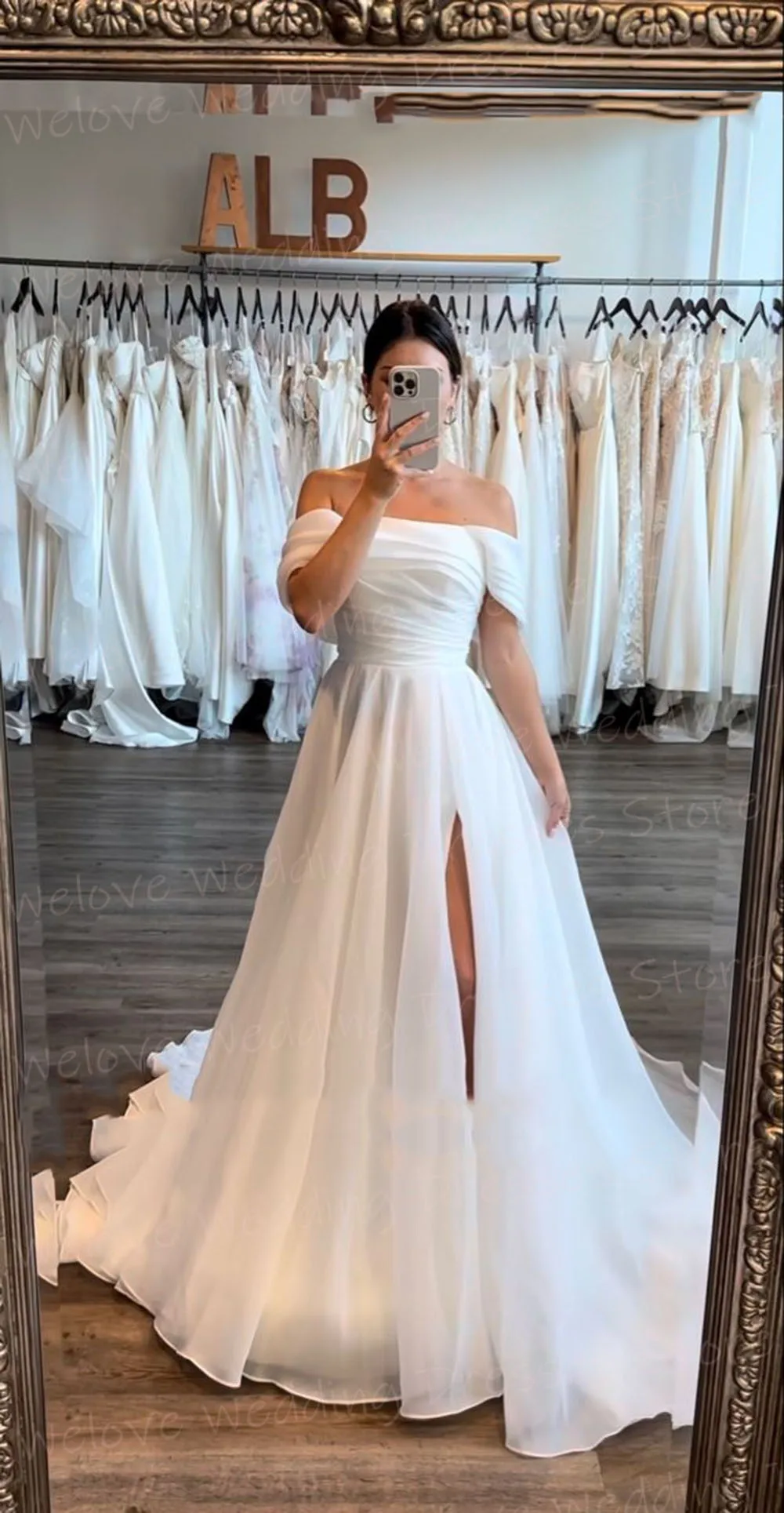 

2025 Elegant A Line Women's Wedding Dresses Off The Shoulder Customized Bride Gowns Sleeveless Side Slit Vestidos De Novia Boda