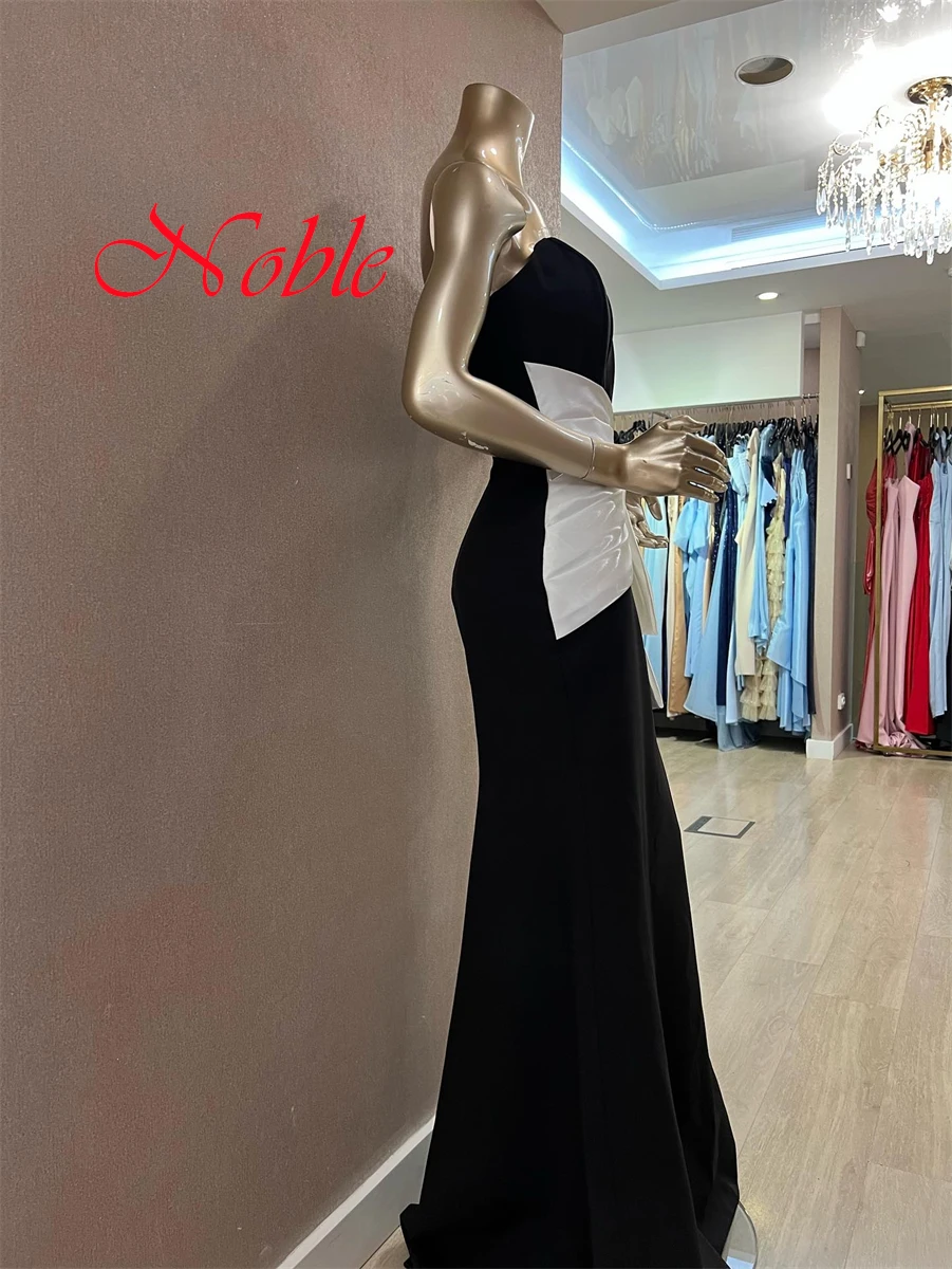 

Customized Formal Black Jersey Evening Dress Classic Strapless Zipper Back Mermaid Contrast Color Special Occasion Gowns