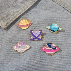 Dream Planet Metal Enamel Pins Star Moon Brooch Fashion Purple Clothes Cartoon Pins Badge Jewery Gift for Space Lovers Wholesale