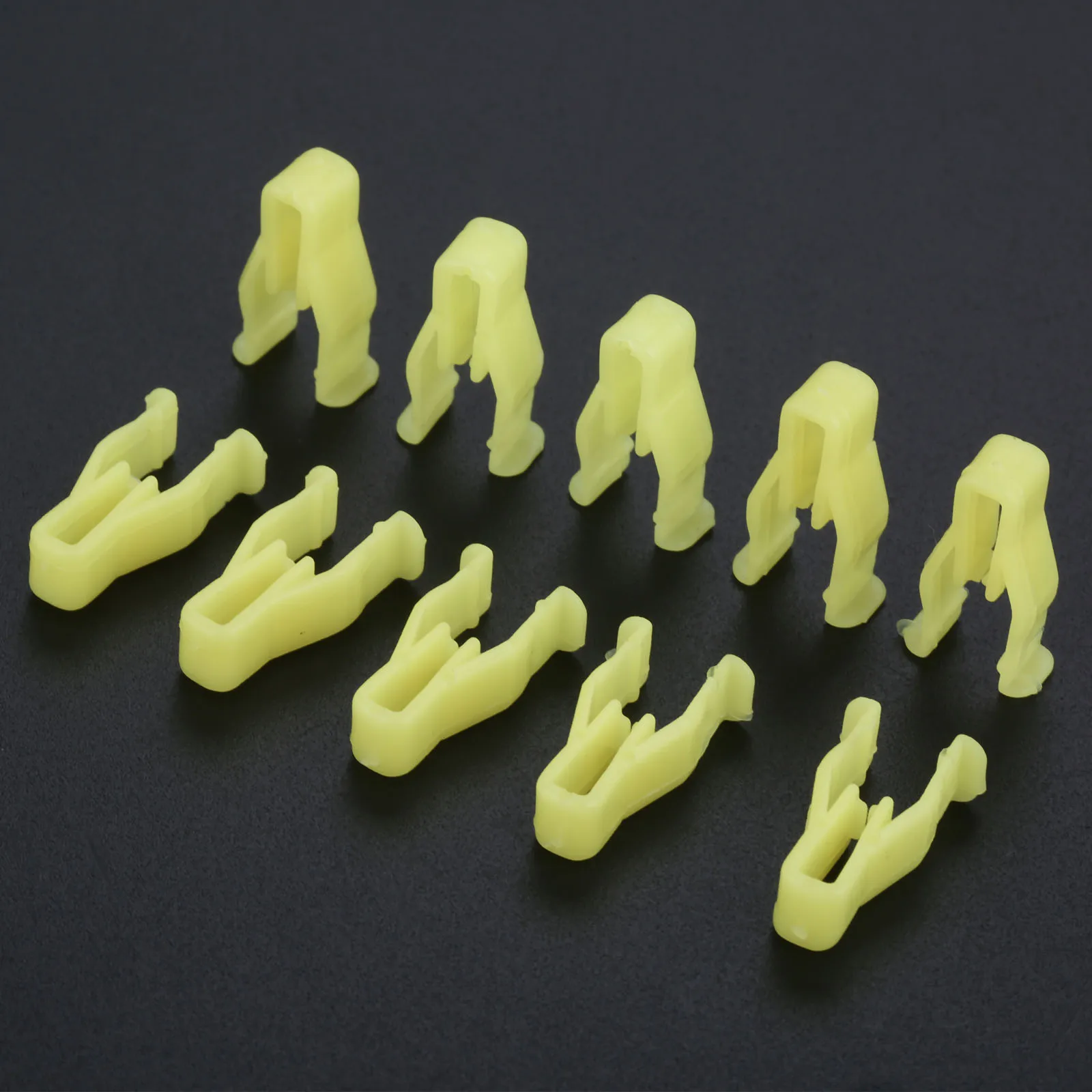 50Pcs Auto Fasteners Car Control Panel Dashboard CD Player Clips Universal Plastic Fastener Clip HE08 Yellow