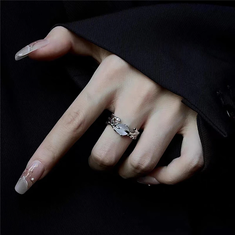 Punk Harajuku Goth Thorns Black Silver Color Irregular Heart Cross Open Ring For Women Men Lover Vintage 90s Y2K Grunge Jewely