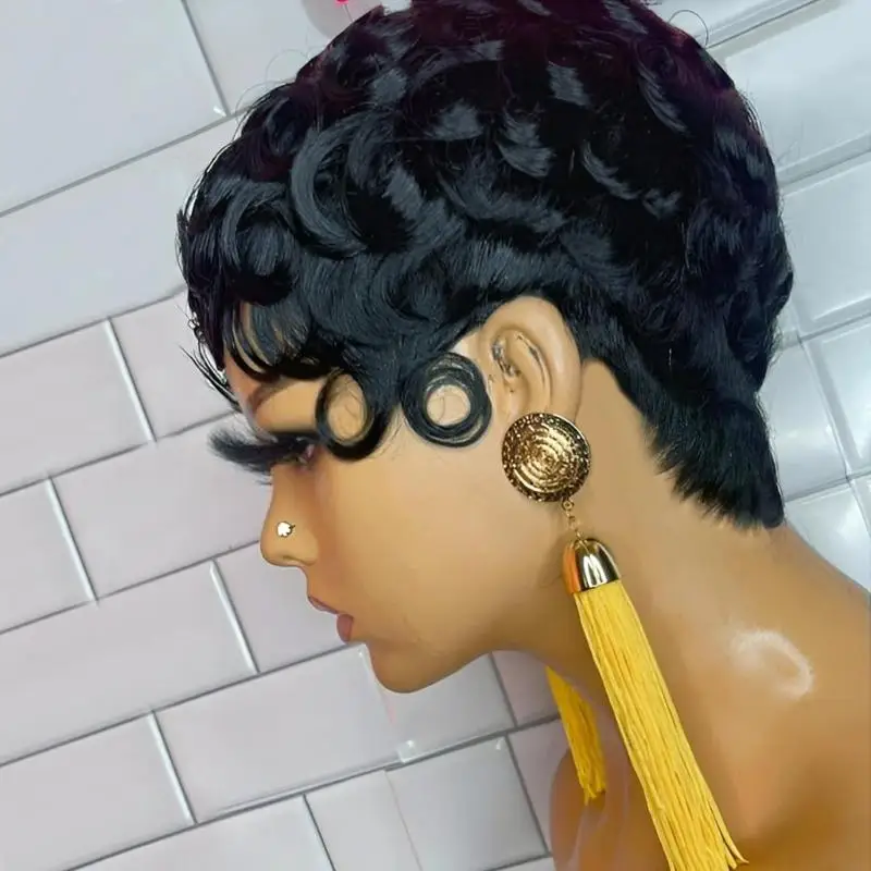 2025 Nowa modna peruka z krótkimi kręconymi włosami, akcesorium do odgrywania ról z włókna termoodpornego