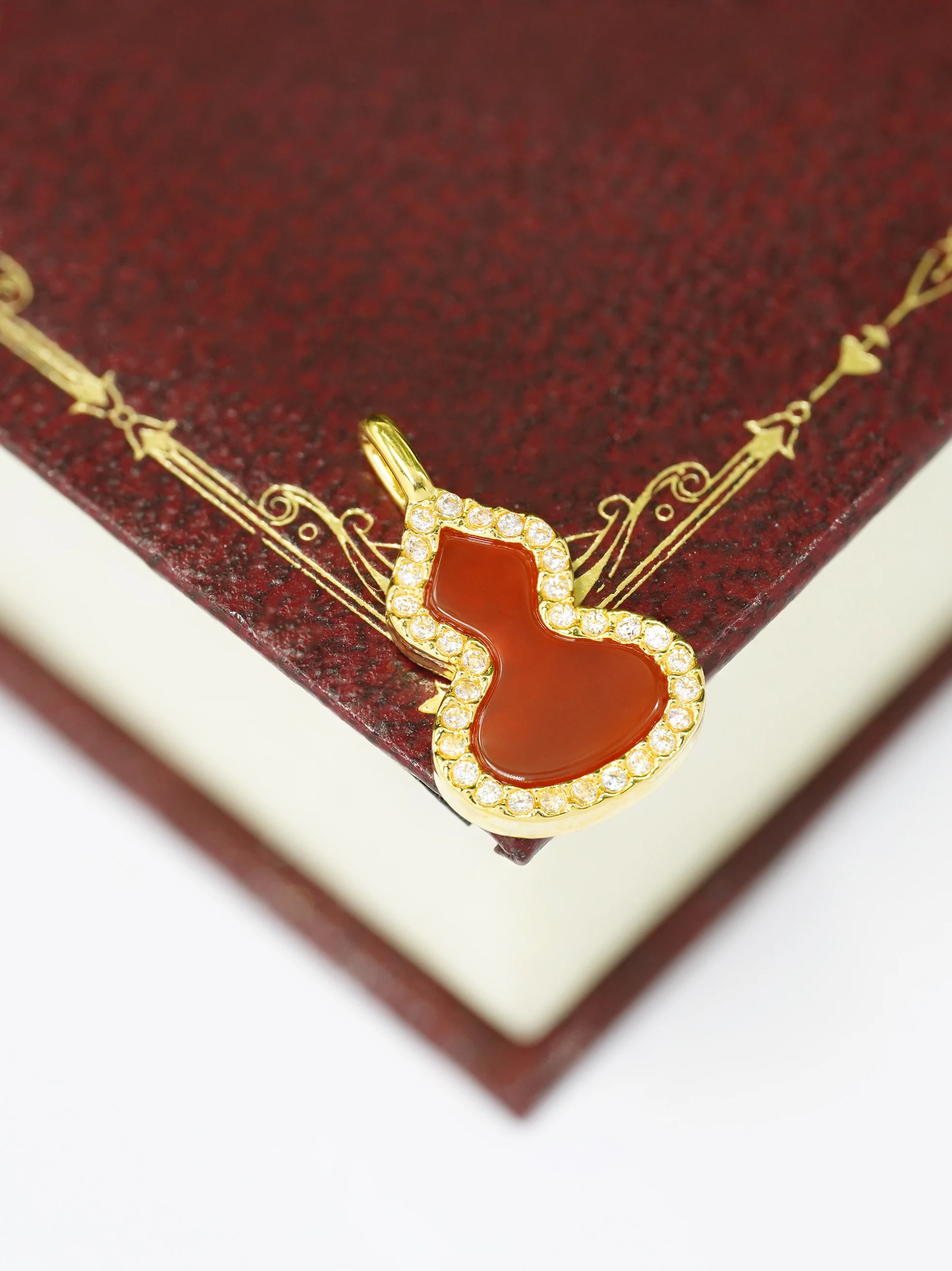 ciondolo-in-agata-rossa-in-oro-8-carati-faion-da-donna-di-lusso-leggero-regalo-per-la-mamma-dritto-bule-all-over-placcatura-in-oro-ciondolo-nelace