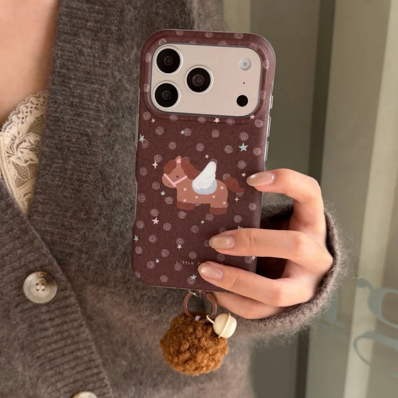 

Fashion Brown Polka Dot Cute Horse Phone Case For iPhone 17 Pro 16 15 14 Pro Max Cover with Plush Ball Pendant Cartoon Cases Fun