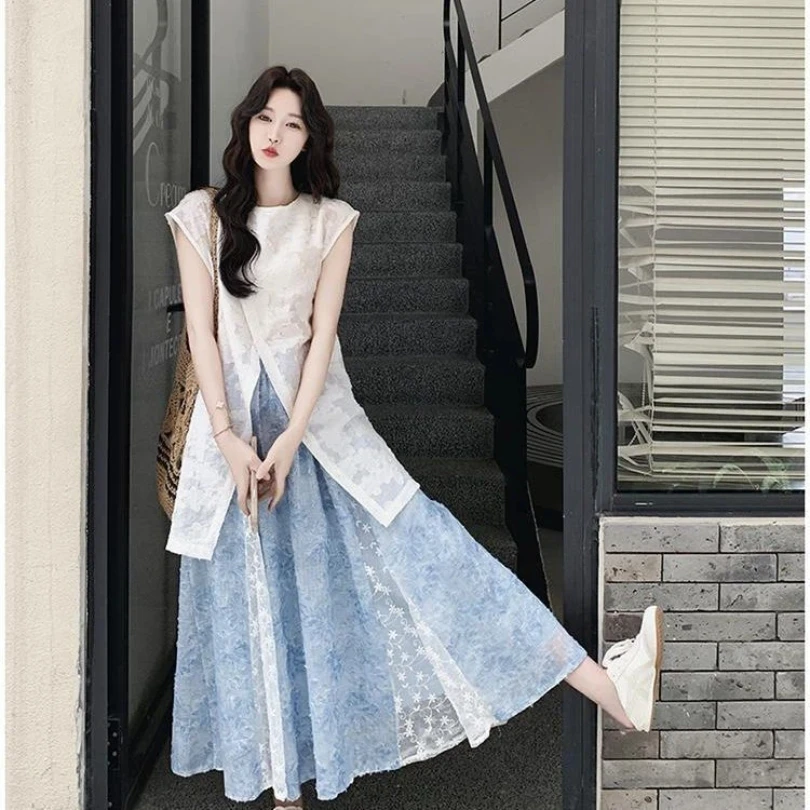 Fashion and Casual Women's Set 2026 New Stylish Age Reducing Sleeveless Lace Top+skirt Two-piece Set