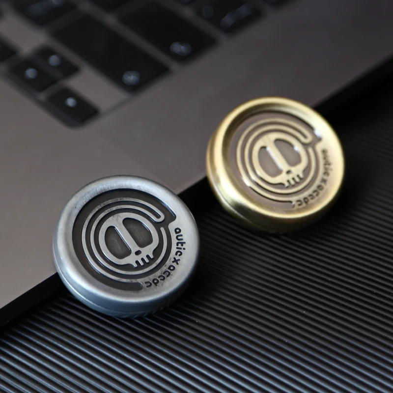 Diavolo Latte Cap Metallo EDC Fidget Giocattoli Monete tattiche magnetiche EDC Autismo per adulti Giocattoli sensoriali Spinner a mano Regali per adulti
