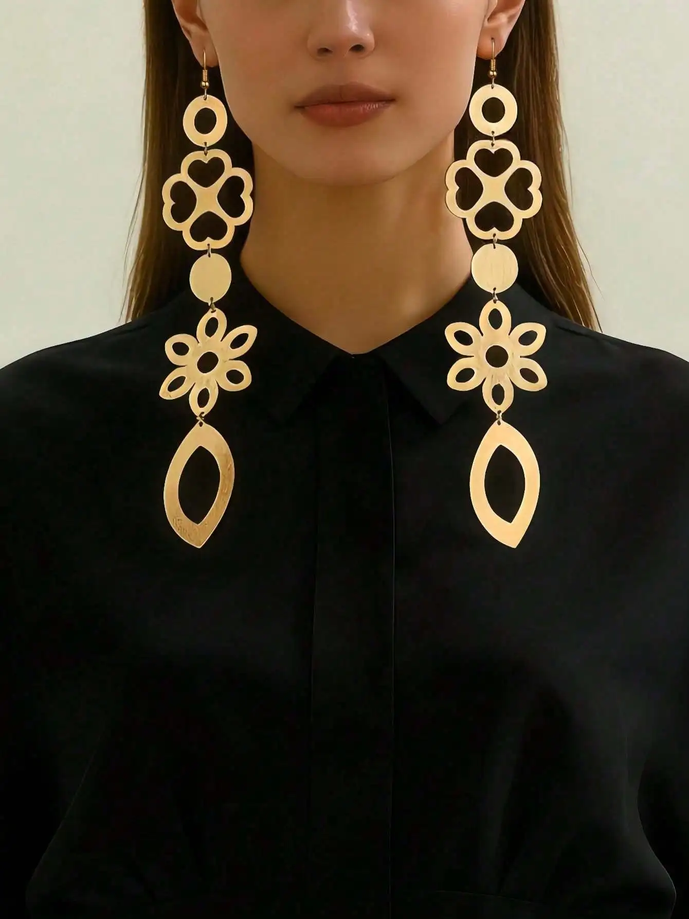 Pair of Bohemian Vintage Long Earrings with Hollow Four-leaf Clover And Geometric Mosaic Design for Women Daily Commuting And Be