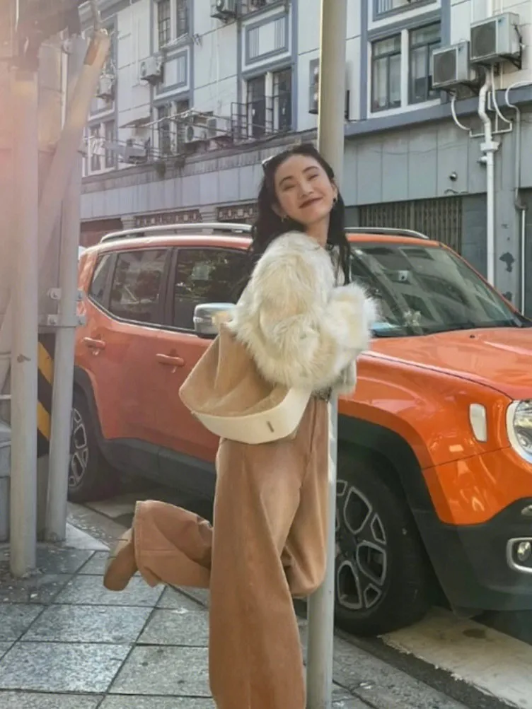 

Длинное пальто из искусственного меха с капюшоном, женское женское пальто в стиле стимпанк для отдыха, уникальная техническая одежда для пожилых людей, необычные украшения, нежный мотоцикл