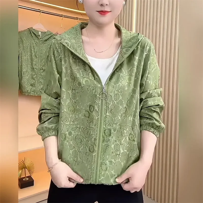 Hooded Clothing Coat Women's Summer 2026 New Thin screens Mother Fashion Jacquard Outwear Ladies Tops