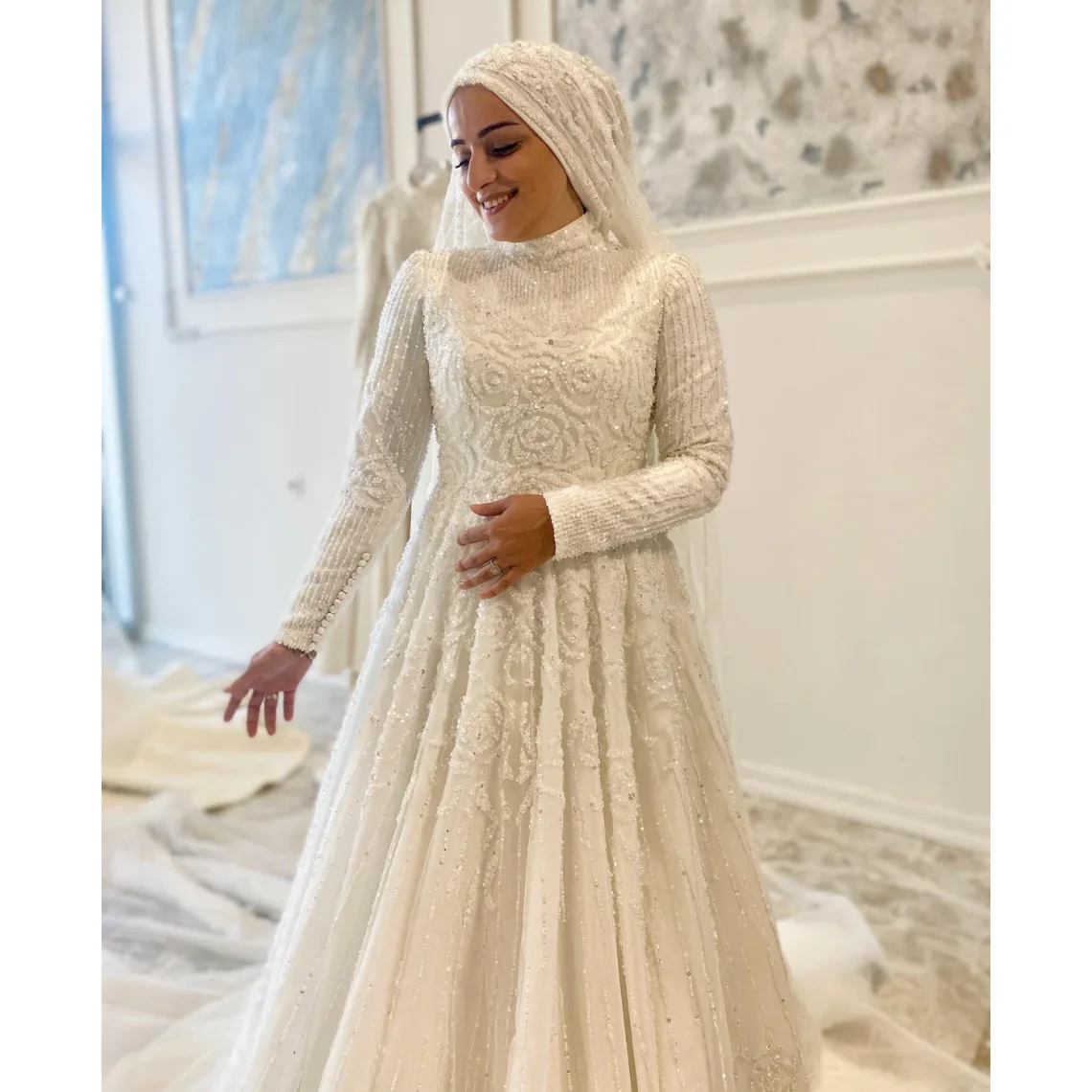 

2026 Gorgeous High Collar White Wedding Dress Long Sleeves Lace Decal Beads A-line Bride Dress Customized Floor Robe