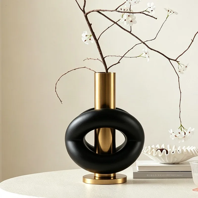 Dried Flowers Vases Modern Luxury Decorative Vase Creativity Abstraction Flower Vase Living Room Synthetic Resin Home Decor
