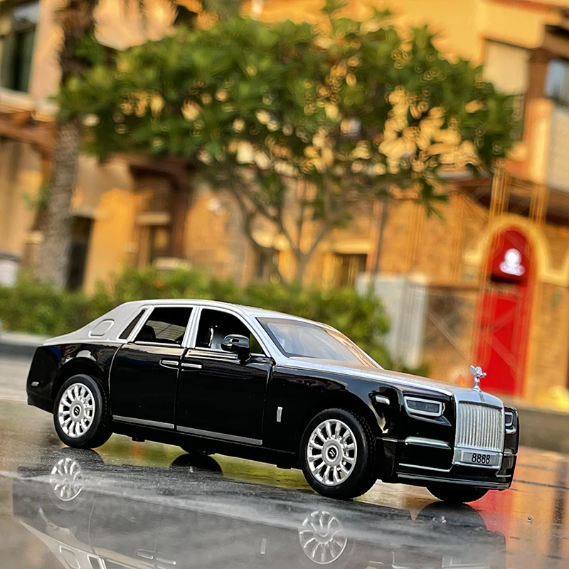 1:28 Rolls-Royce Phantom Alloy Car Model Diecasts & Toy Vehicles Metal Toy Car Model Collection Sound Light Simulation Kids Gift