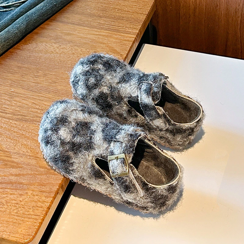 

Kids Moccasins Korean Style Sweet Children Flat Shoes Versatile Soft Bottom 2025 Winter New Girls Princess Shoes Casual Non-slip