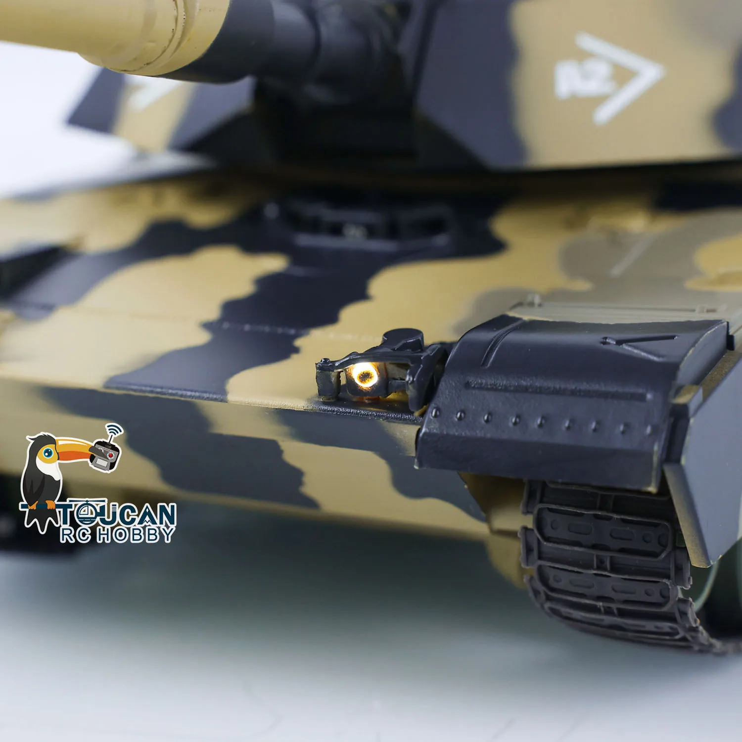 System walki na podczerwień 1/24 Heng Long RC plastikowy czołg Model Abrams M1M2 3816-2 2.4G zdalnie sterowana zabawka bojowa TH23394