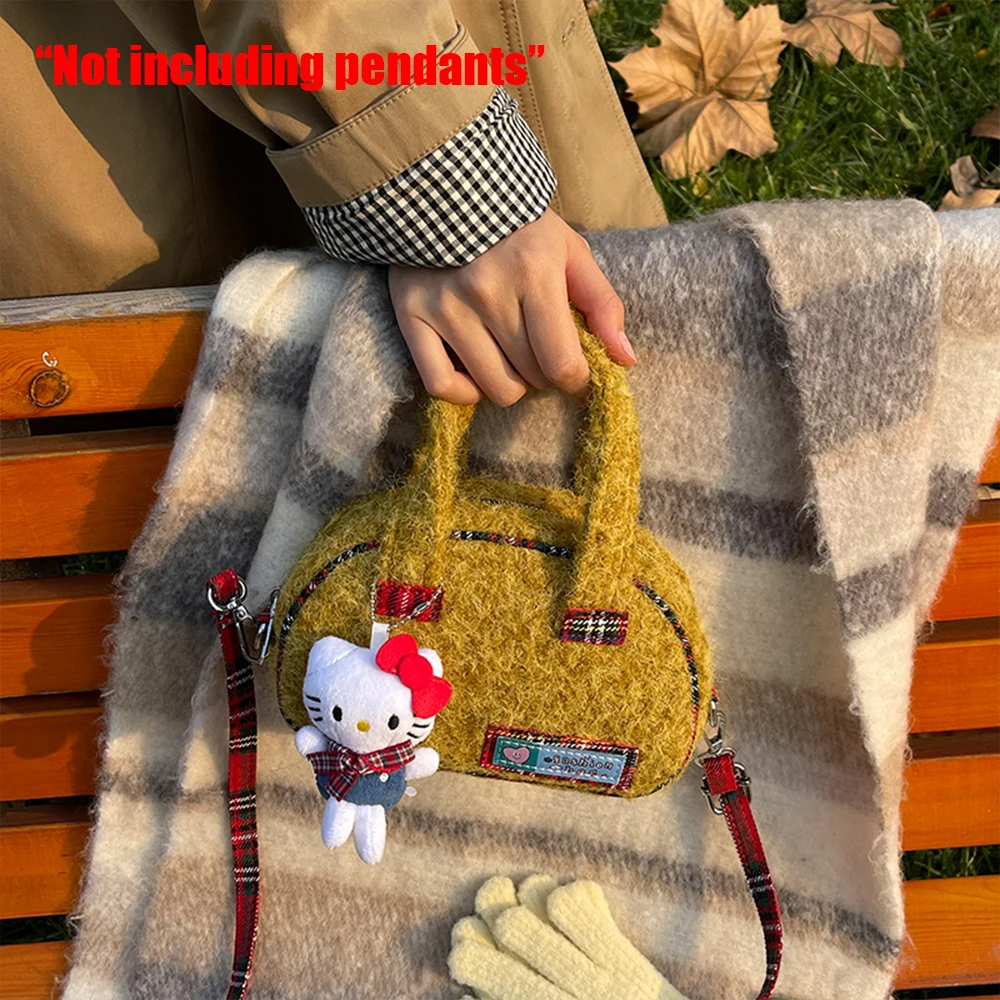Handheld Bowling Bag, Women's Autumn and Winter New Trendy and Fashionable Plush Bag, Versatile Woolen Crossbody Bag