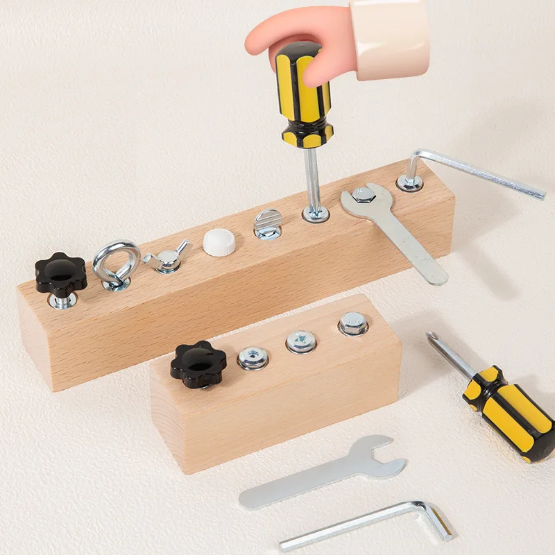 Preschool screw combination Montessori daily life teaching aids, busy toys, children's early education puzzle unlocking toys