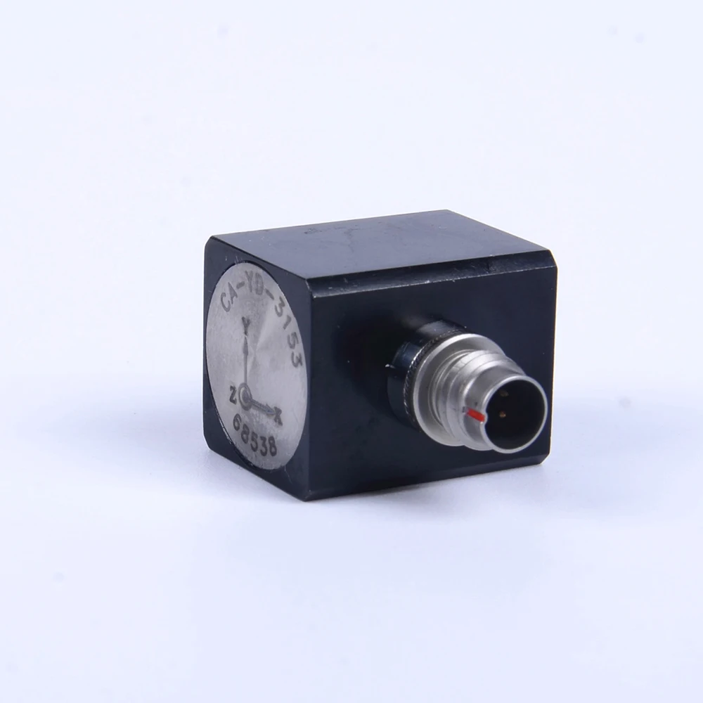 Tri-axial Piezoelectric Accelerometer (Miniature, IEPE)