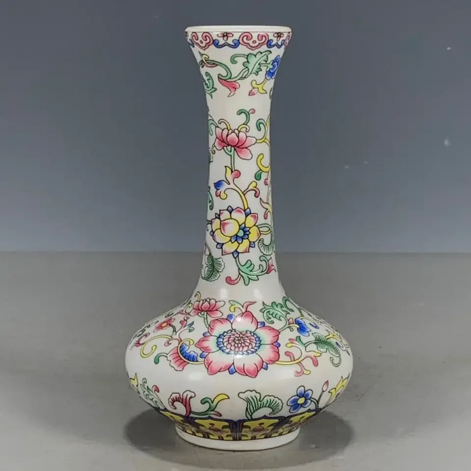 SGF Antique Antique Old Goods Daqing Qianlong Annual Flower White Flat Belly Bottle