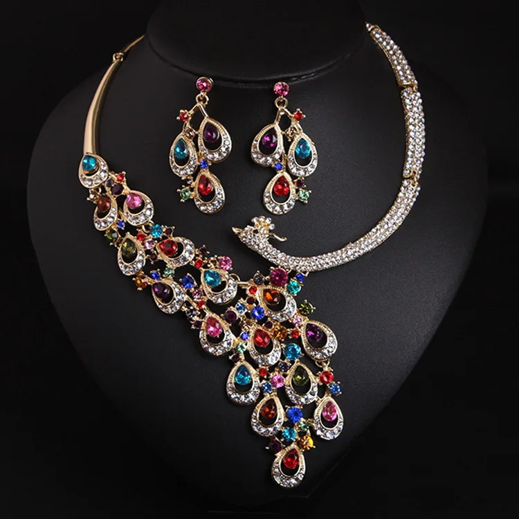

DIY accessories Europe, America, full of diamond colored gemstones, peacock necklace, earrings set, bridal dress, big name acces
