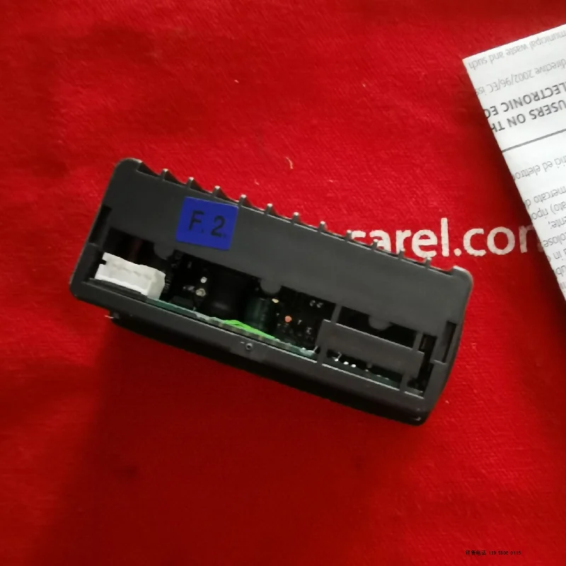 Carel PLD00SF400 PLD Small Panel Mounting Temperature Controller