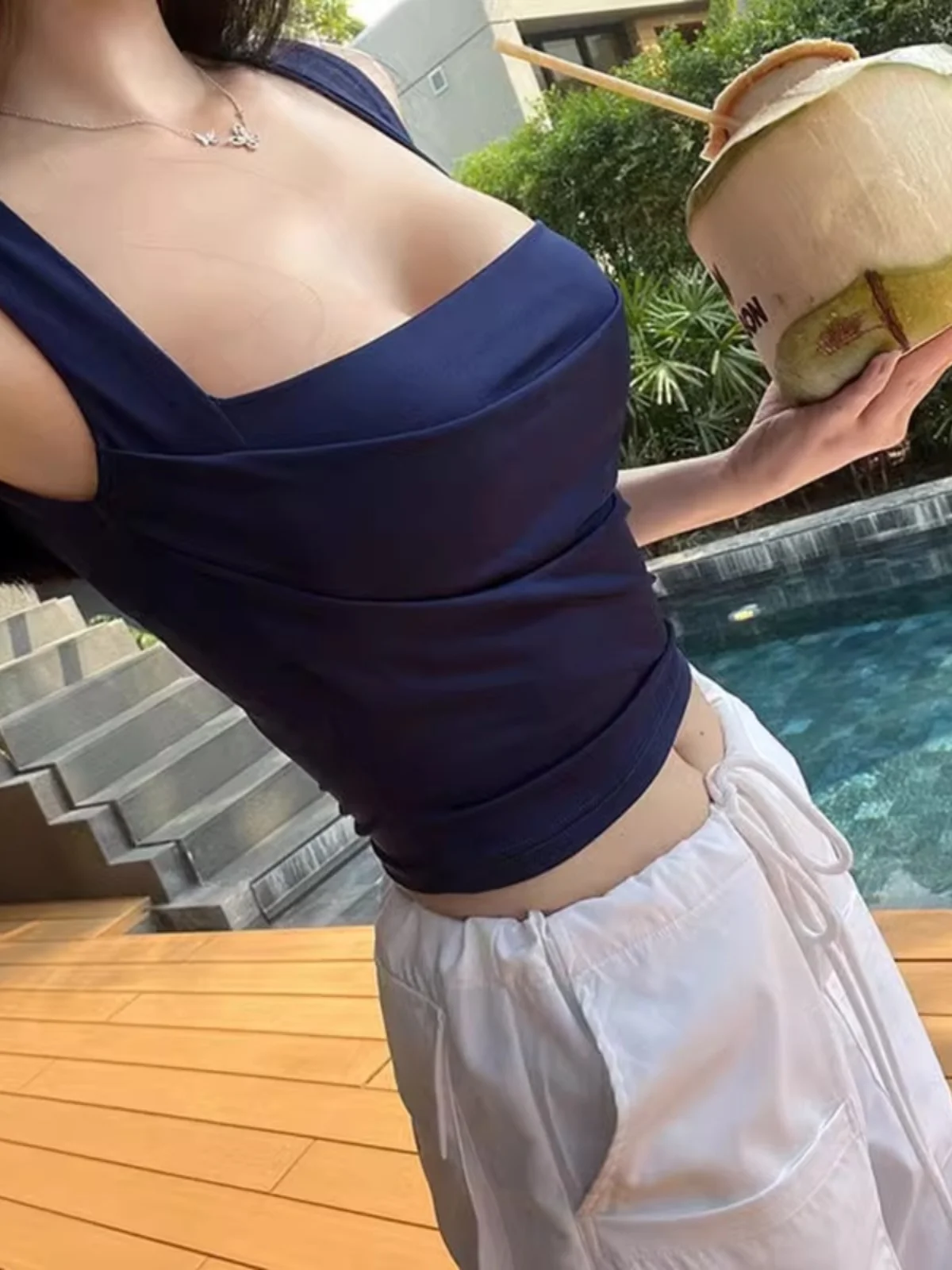 블루 숏 슬리브리스 아이스 실크 캐미솔 탱크탑 여성 이너웨어 여름 아우터웨어 슬리밍 언더암 팻 아메리칸 핫 걸 탑