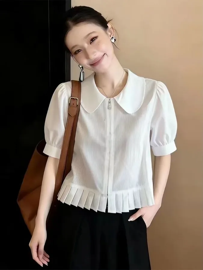 

College Style Doll Collar Shirt Women's Spring 2026 New Lantern Sleeve Slimming High Quality Inner Wear Trendy Top