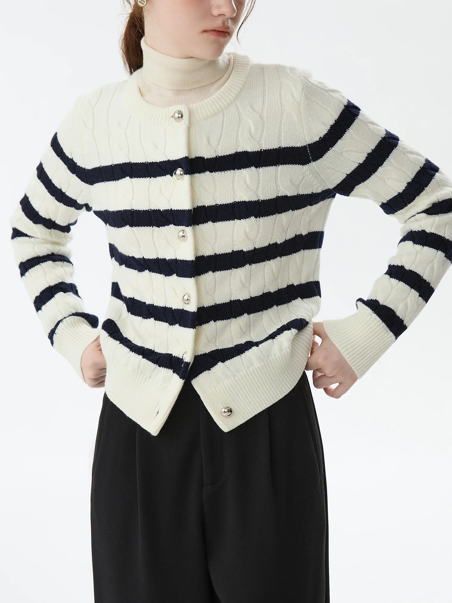 FSLE 13.3% Sheep Wool Black White Striped Twisted Knit Red Cardigan For Women 2024 Autumn Winter Warm Chic Sweater 24FS14030