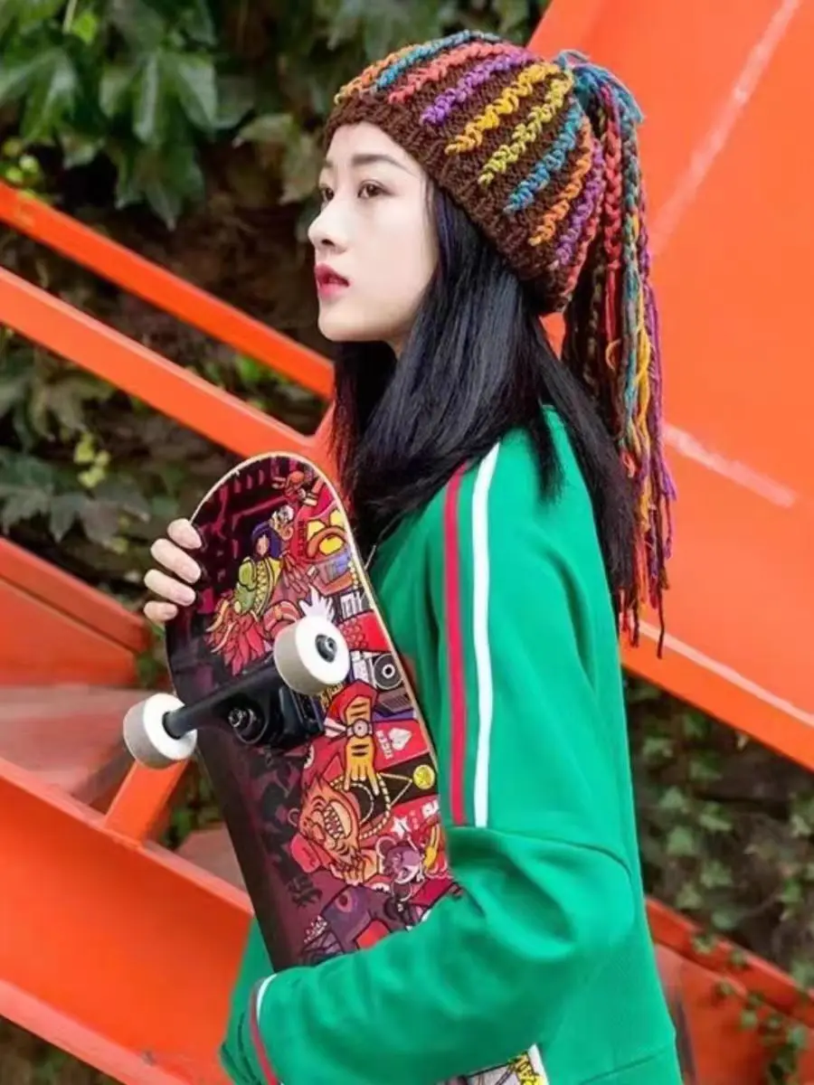 

Fashion Color Dirty Braids Pontails Hats for Women Girl Keep Warm Hats Women Tassel Ear Protection Hat Hip-Hop Dirty Braid Caps