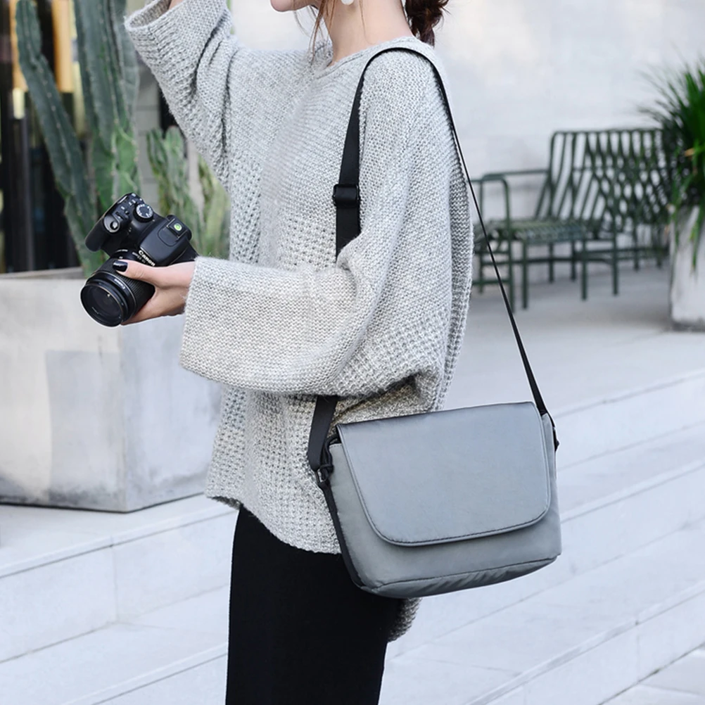 

Camera Bag Compact Travel Protective Case Portable Nylon Adjustable Shoulder Strap Carrying Case for Dslr and Most Cameras