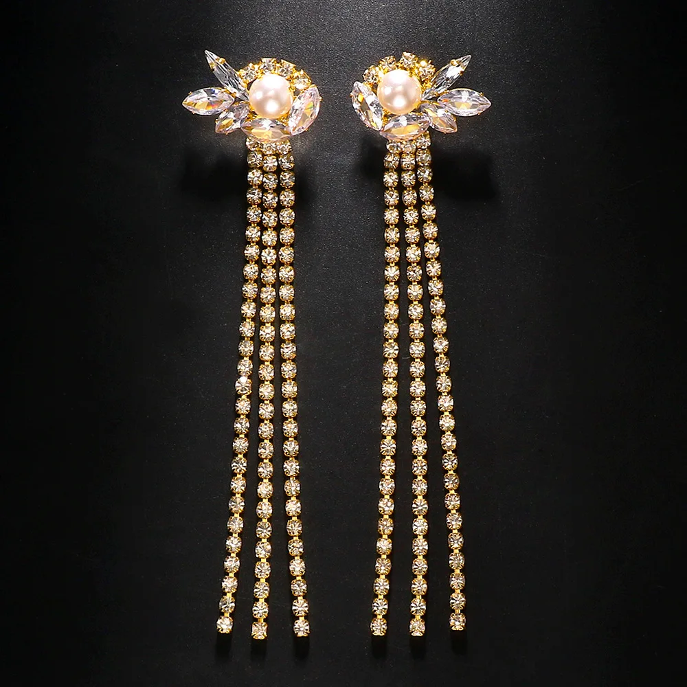 New rhinestone earrings, light luxury rabbit tassel super flash earrings full of diamond accessories earrings