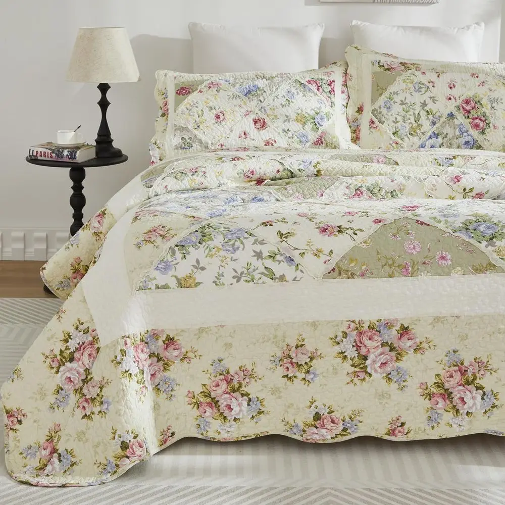 

Cotton 3-Piece Patchwork Quilt Set with Rustic Rose Floral Coverlet