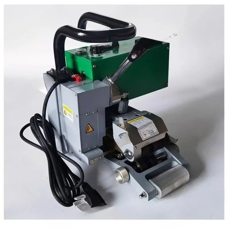 900 type HDPE geomembrane welding machine 1800W high power anti-seepage film thick film climbing welding machine