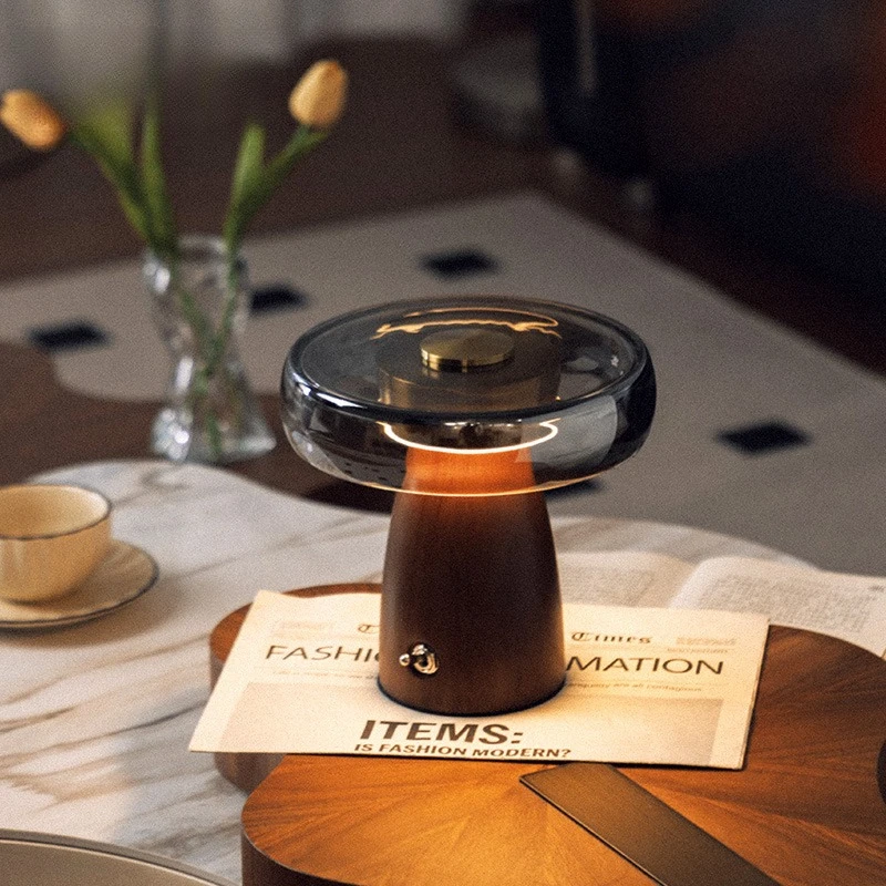 الفرنسية العتيقة الراقية مصباح مكتبي 2025 جديد الفرنسية الرجعية ضوء غرفة فاخرة جو مصباح غرفة نوم أباجورة