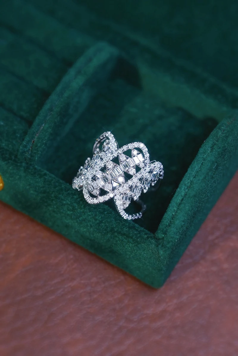 KUGG 100% 18K White Gold Rings Luxury Elegant Style 1.10carat Real Natural Diamond Engagement Ring for Women High Party Jewelry