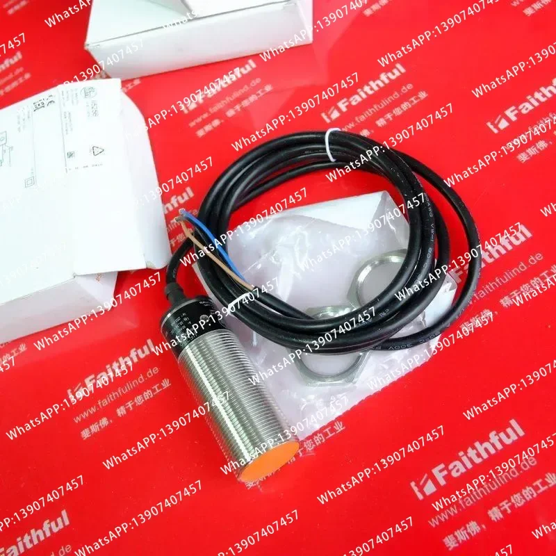 II5256 New Inductive Sensor IIA3010-BPKG PNP Normally Open 3-Wire