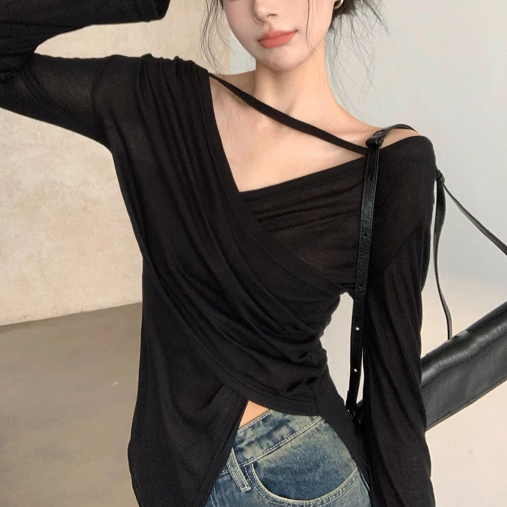 เสื้อยืดผู้หญิงคอวีมีทรงเข้ารูปพอดีตัวและแขนยาวมีสไตล์พร้อมลุคไม่สม่ําเสมอที่สะดุดตา