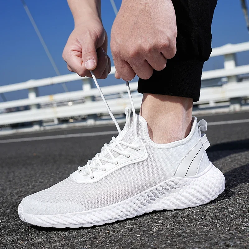 Men Fashion Sneakers 2024 New Slip on Walking Travel Tennis Shoes Ultra Light Breathable Running Outdoor Casual Mesh Workout