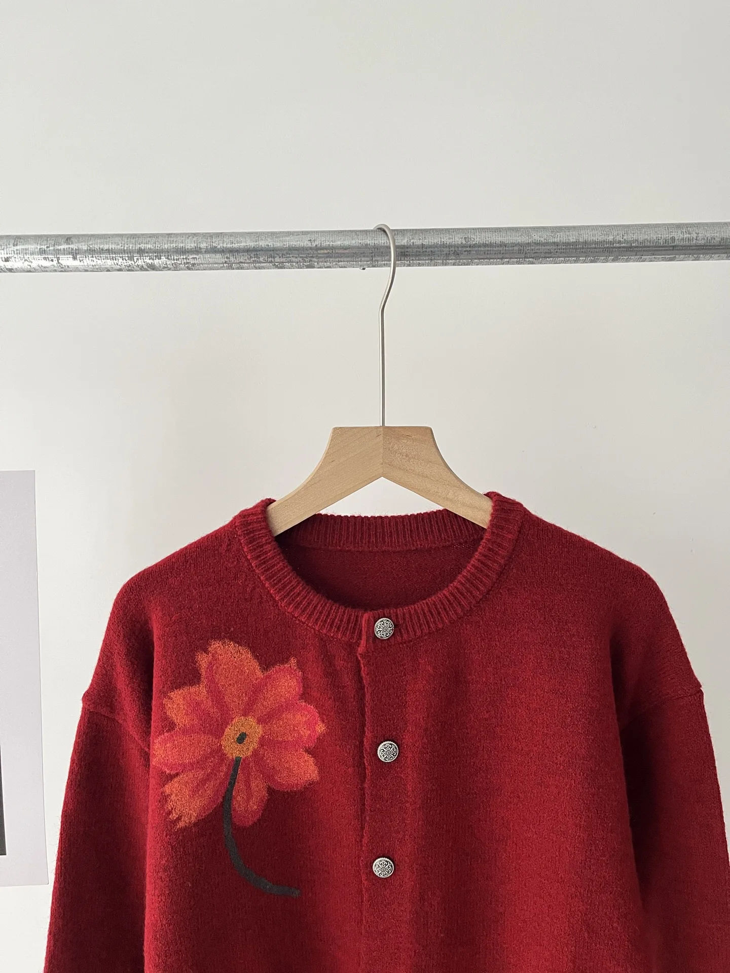 Literary fresh wind bouquet jacquard red knitted cardigan women's sweater autumn and winter 51c-5985