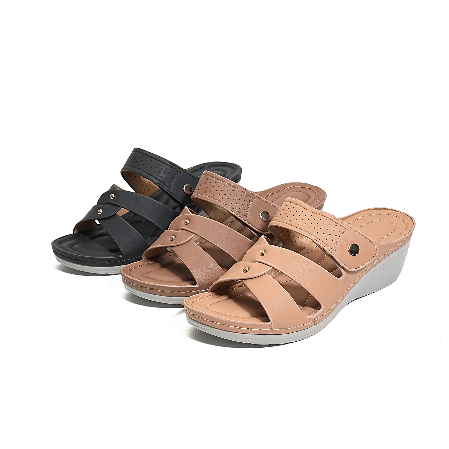 

Women Slippers Fashion Wedges Platform Sandals 2026 Summer New Women Roman Sandals Outdoor Casual Beach Slippers Chaussons Femme