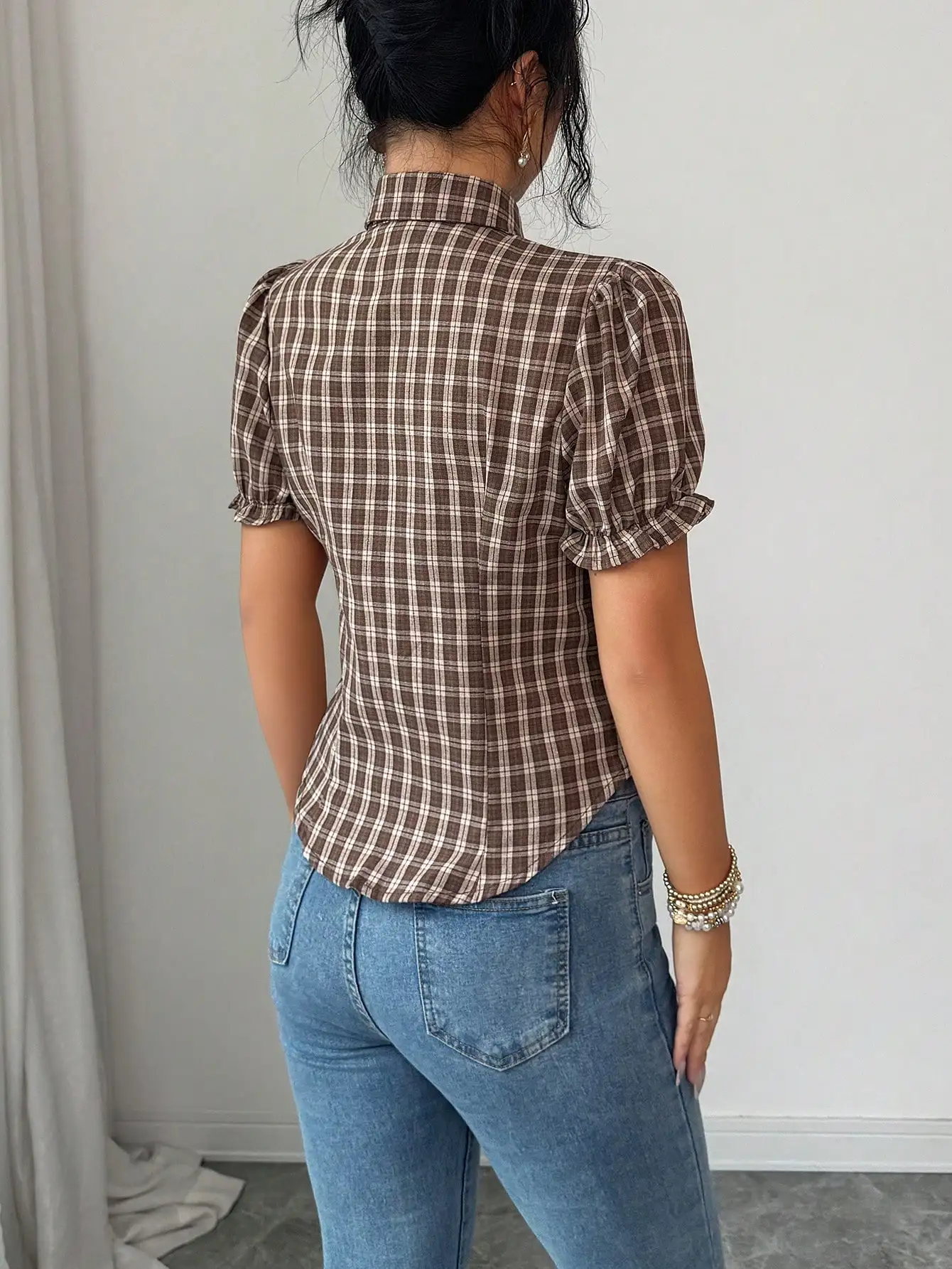 

Women's Plaid Puff Sleeve Shirt Casual Slim Fit Button-Up Top Brown
